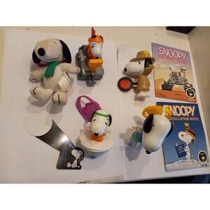 Snoopy McDonalds Happy Meal Toys Assortment of 5 Figures & 2 Books